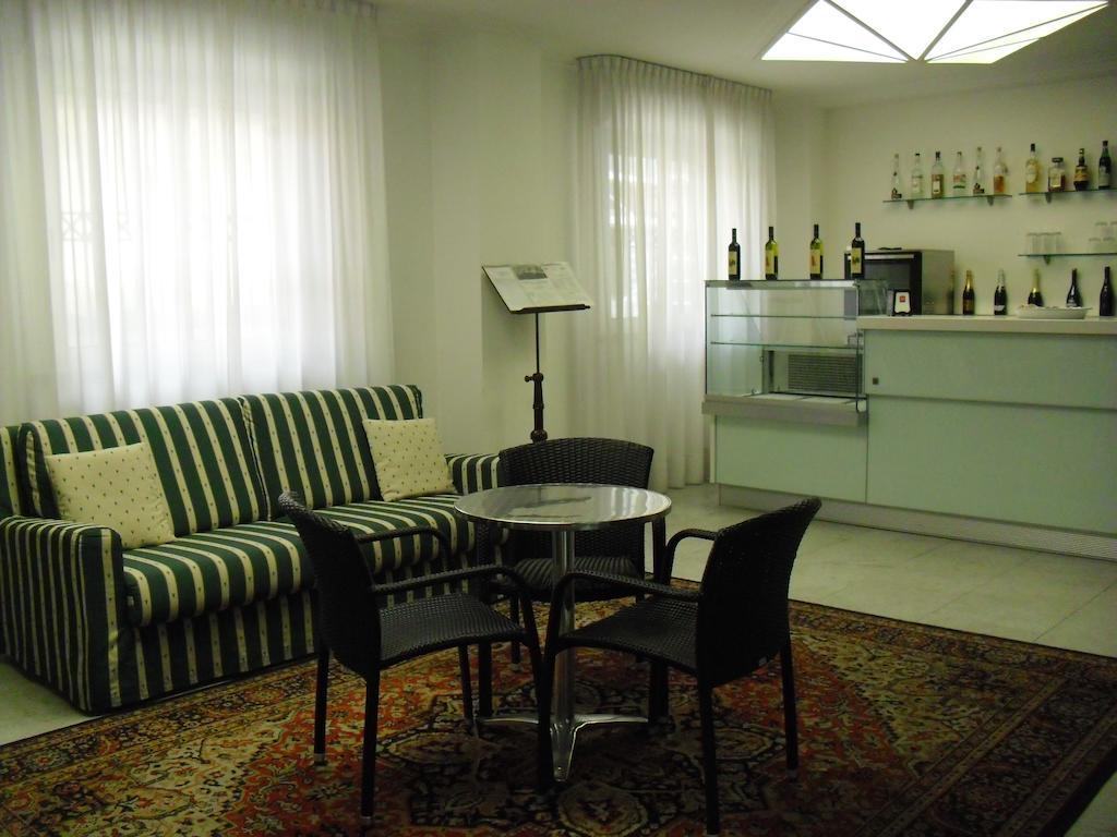 Residence Hotel Club House カットーリカ エクステリア 写真